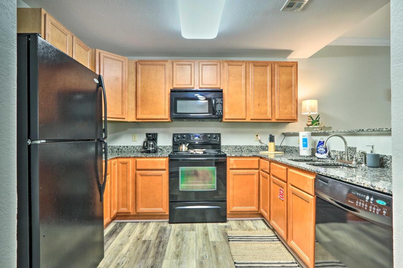 Downtown Pigeon Forge Condo With Pool Access! Екстер'єр фото